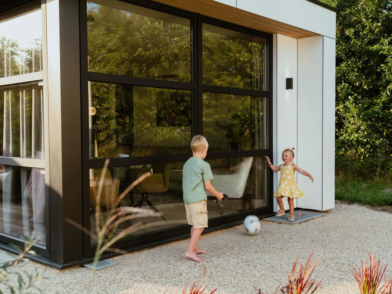 Villa Bloomingdale Luxe-Outside