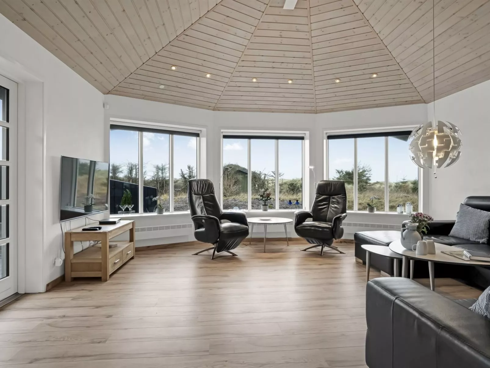 "Djuna" - 550m from the sea-Drinnen