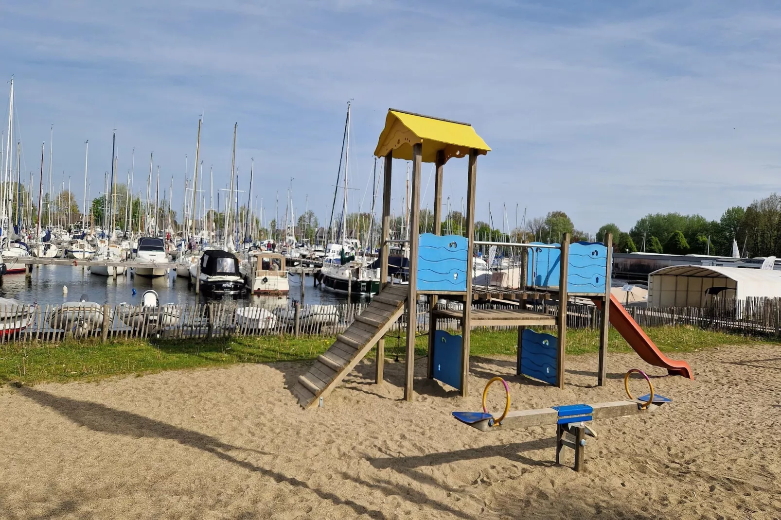 Havenlodges Naarden 1-Gardens summer