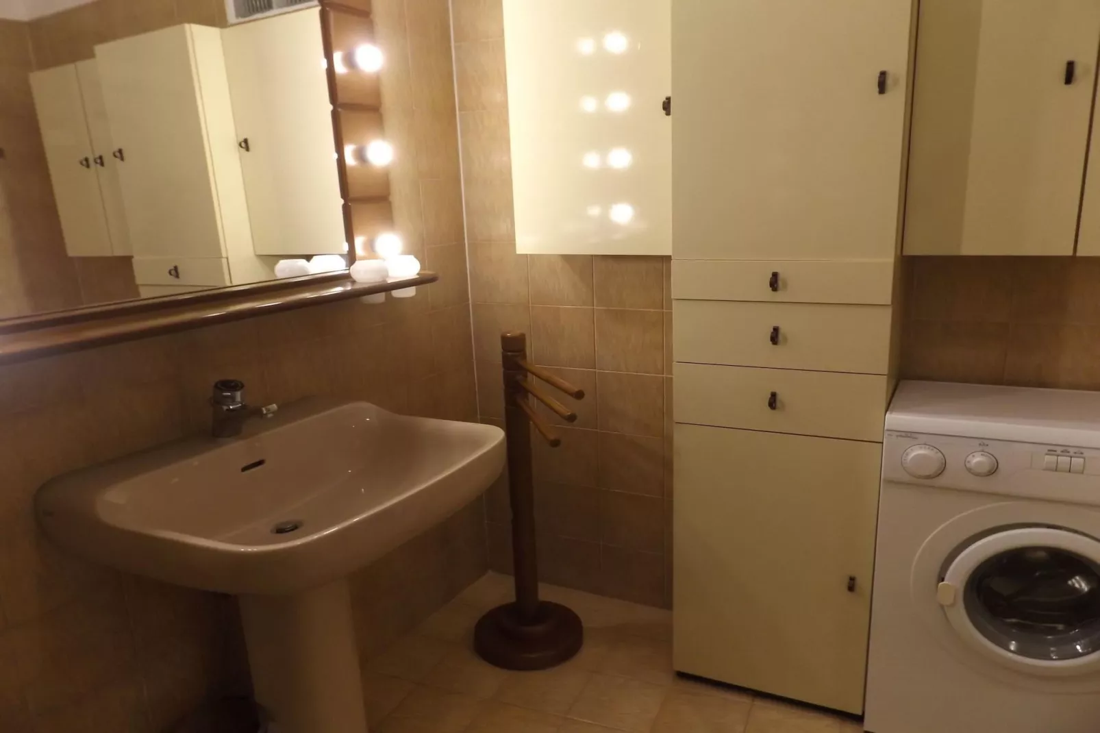 Bella Vista-Bathroom