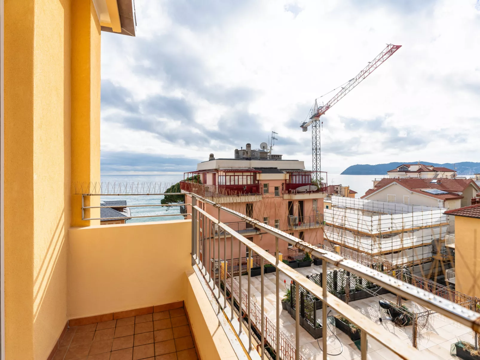Alassio Fairplace-Outside
