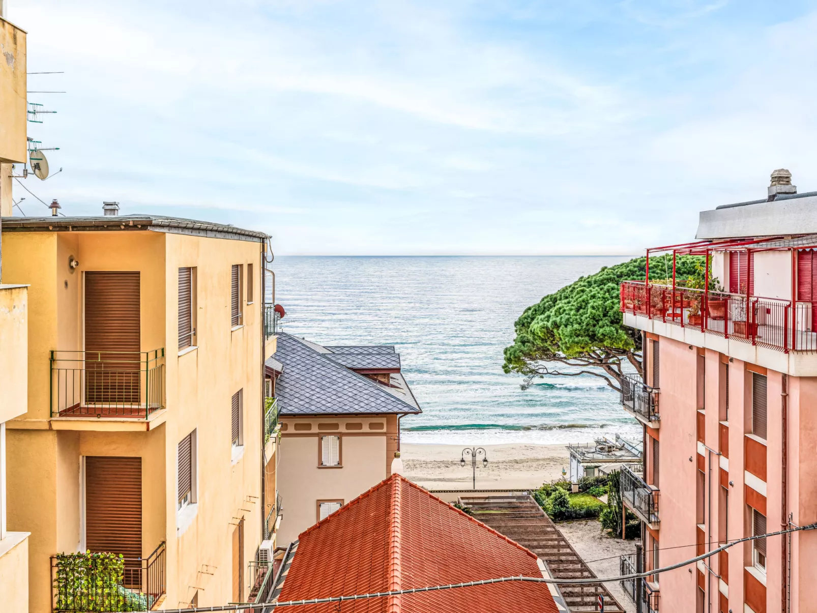 Alassio Fairplace-Outside