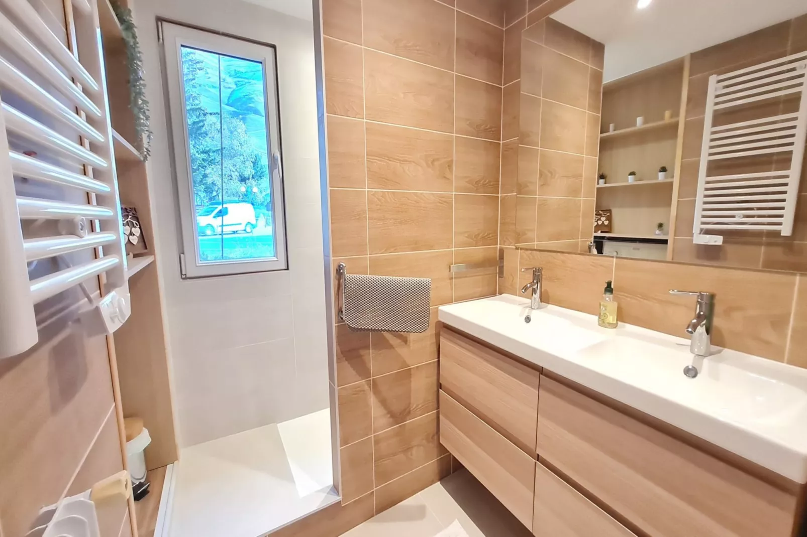 Myosotis B N°20 - 3P8-Bathroom