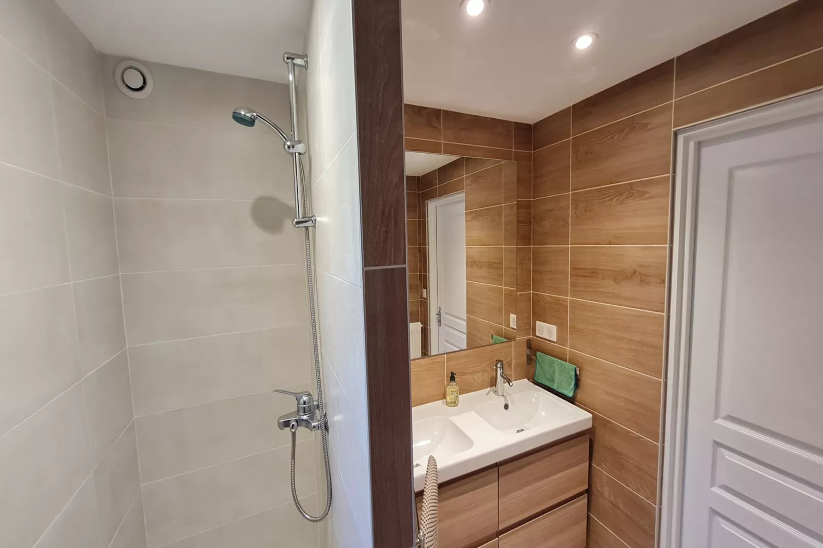 Myosotis B N°20 - 3P8-Bathroom