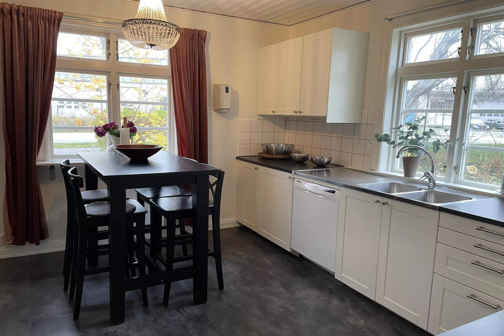 4 Sterne Ferienhaus in GNESTA-Innen