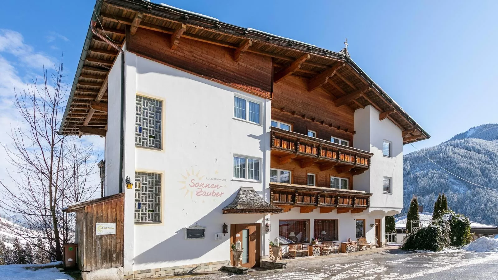Landhaus Sonnenzauber-Exterior winter
