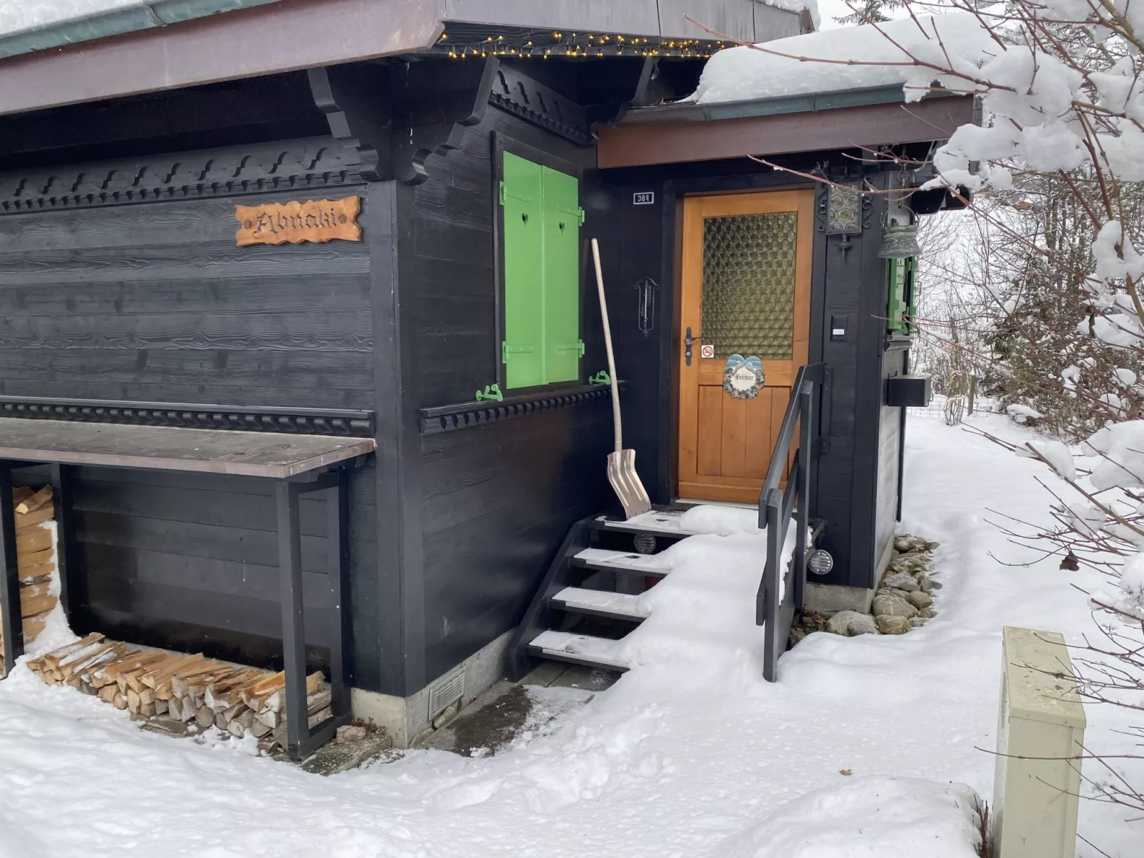 Abnaki, Chalet-Inside