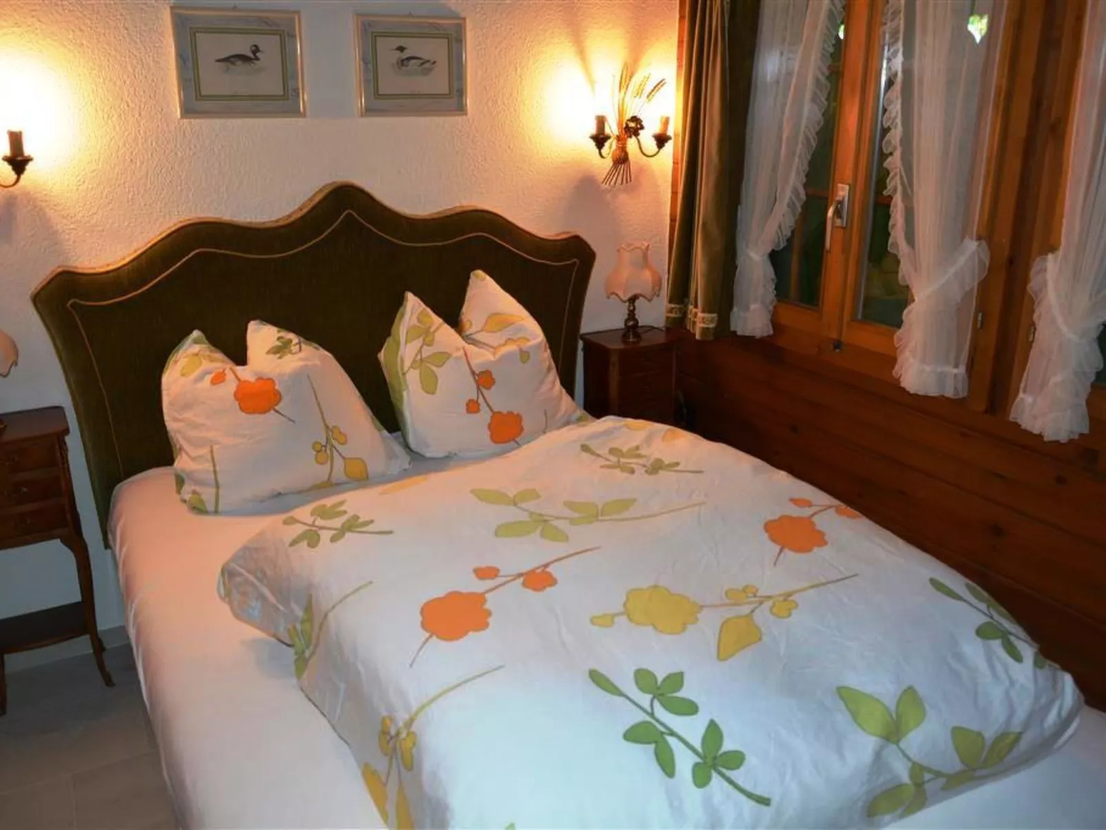 Abnaki, Chalet-Inside