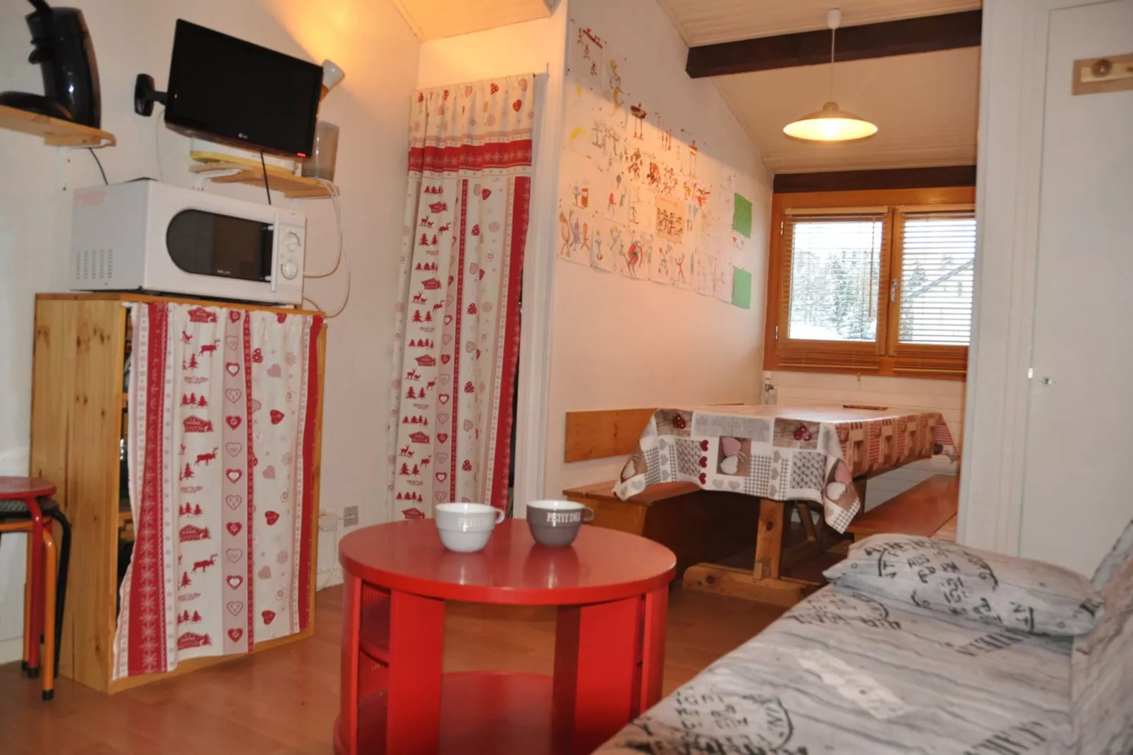 Olympe N°104 - ST4-Living room