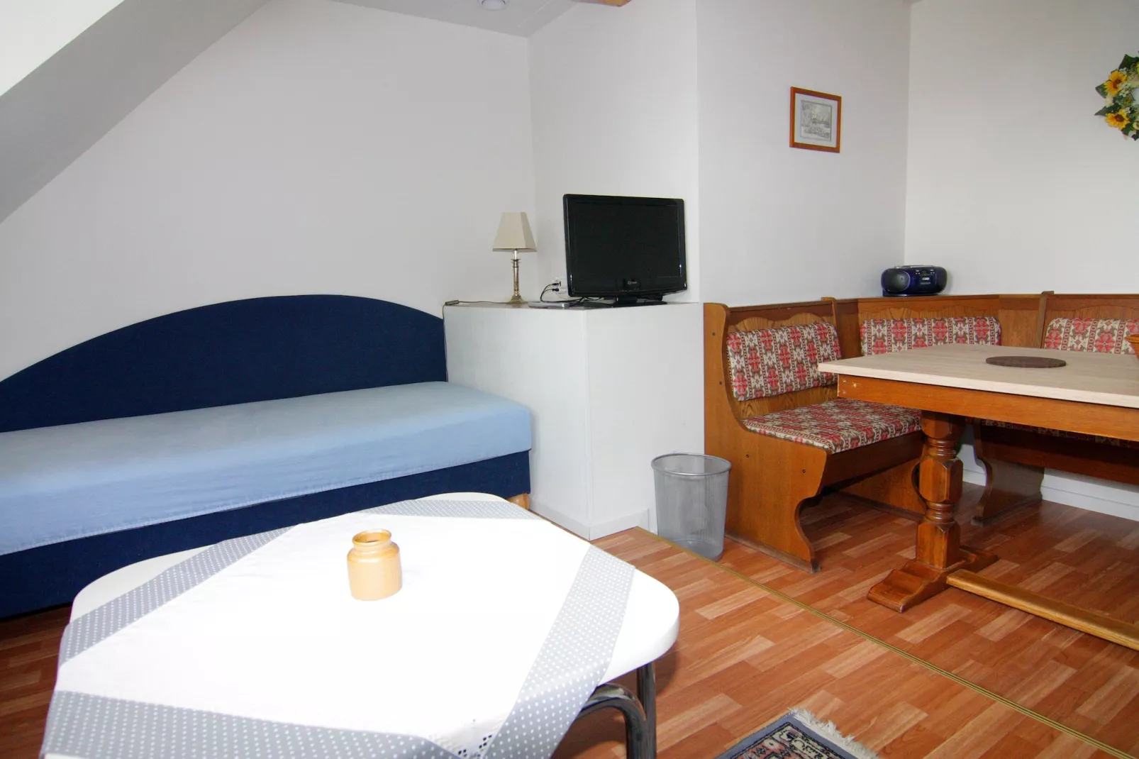 Gutshaus Schulenbrook Esche 30 m² 3 P-Wohnzimmer