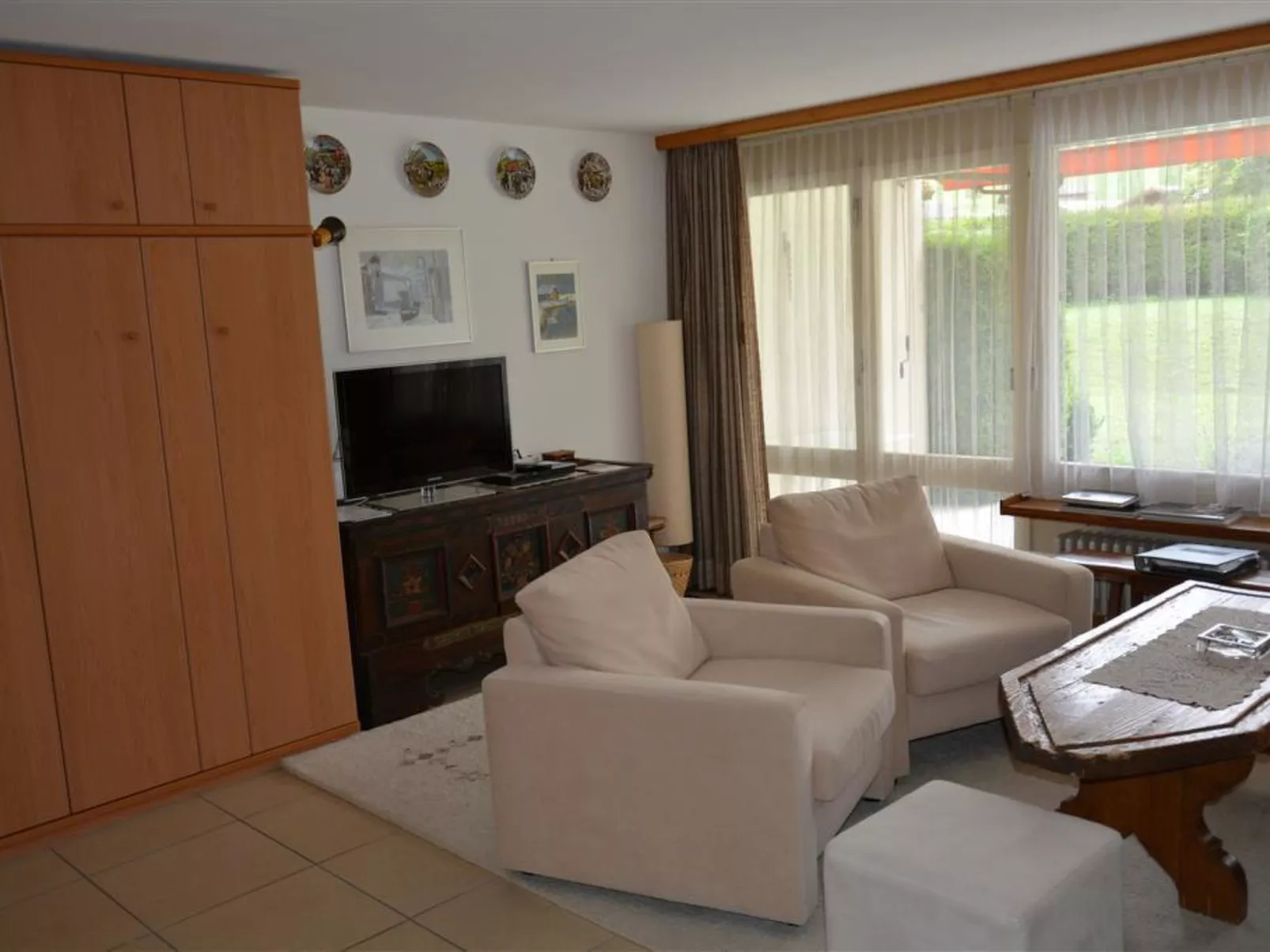 La Sarine 20-Inside