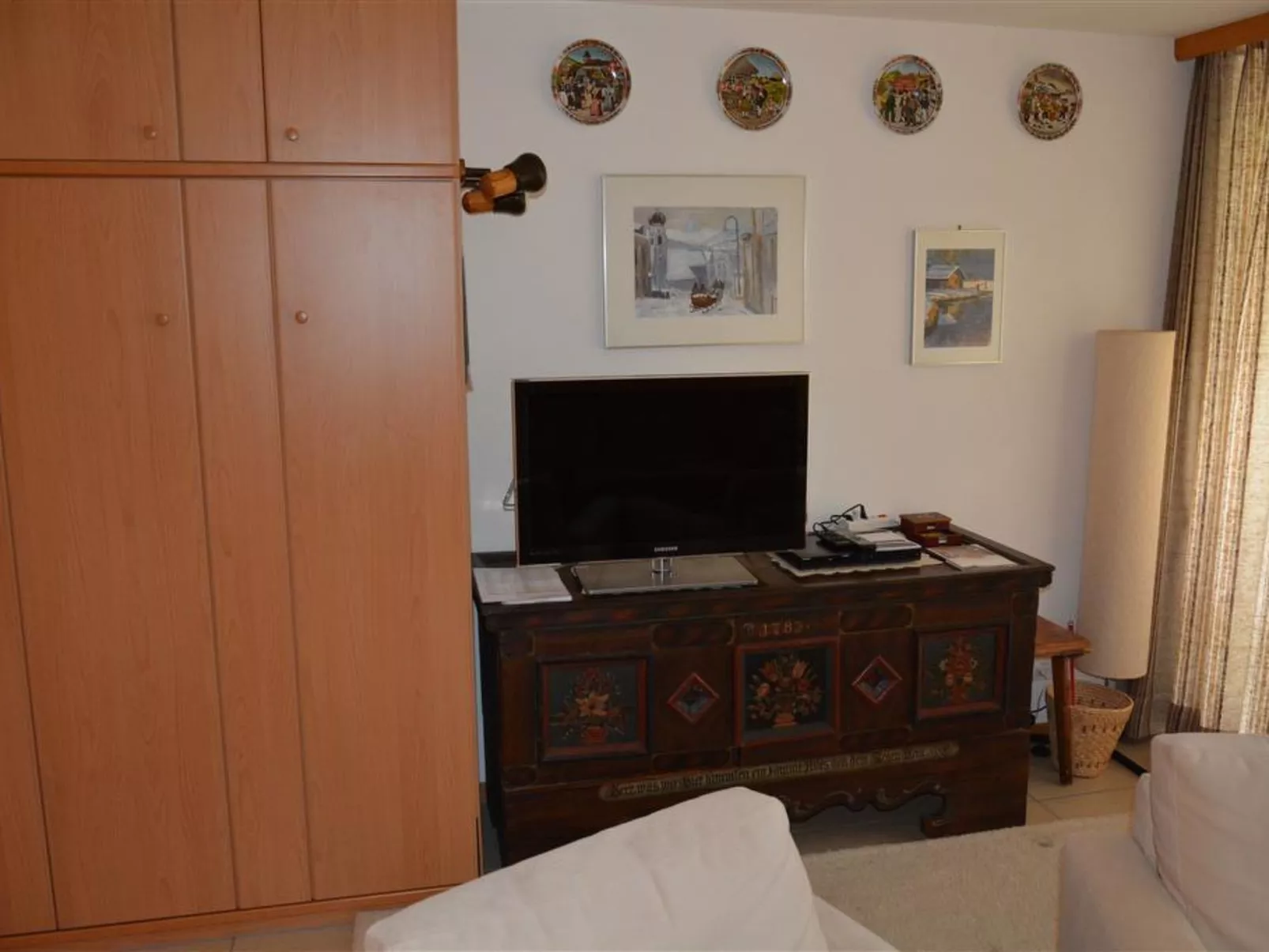 La Sarine 20-Inside