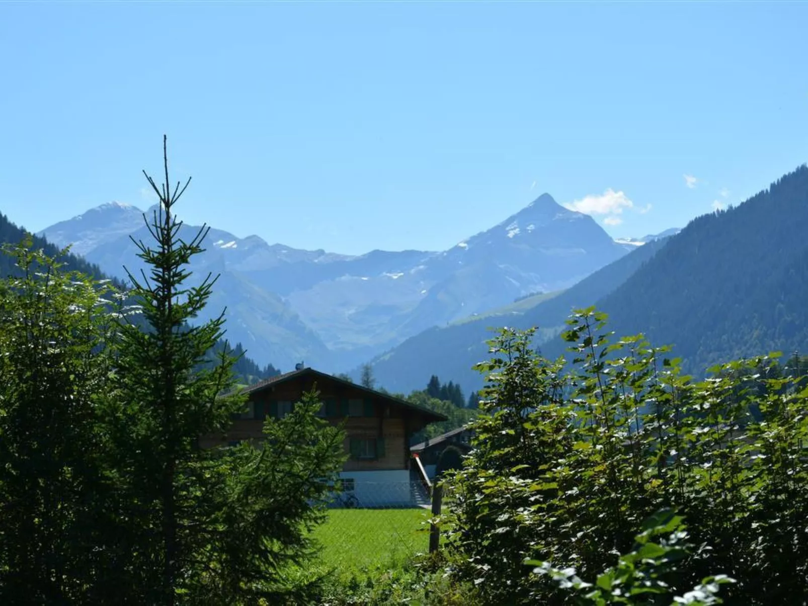 La Sarine 124-Outside