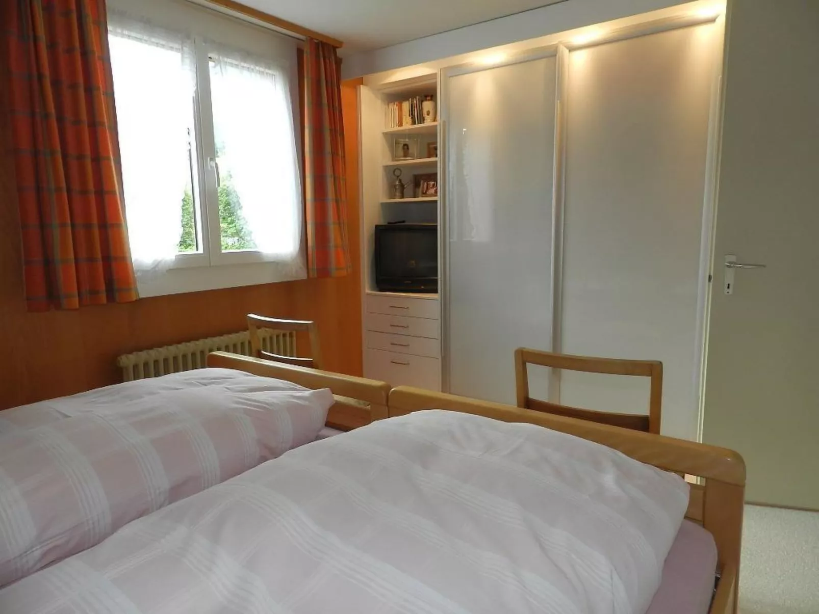 La Sarine 124-Inside