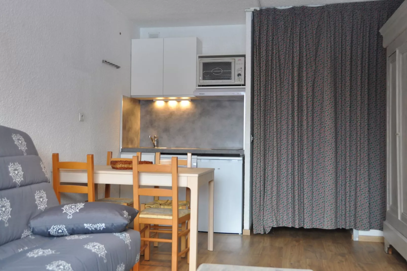 Plein Sud A N°2107 - ST4-Kitchen