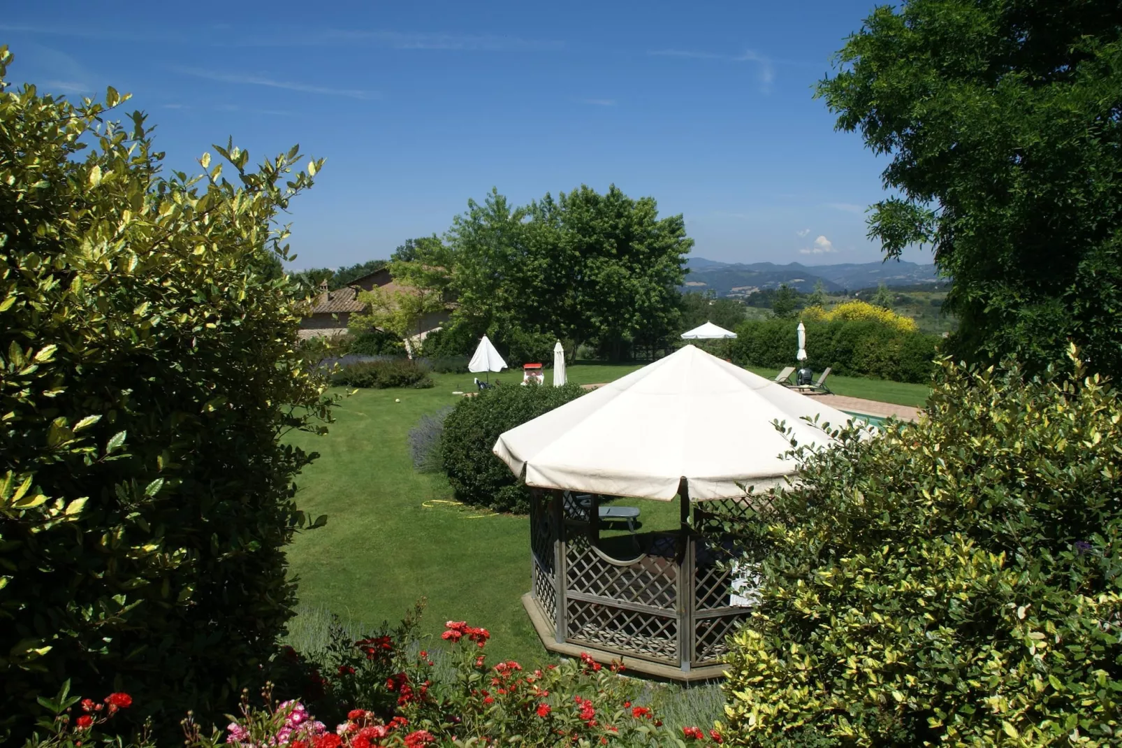 Podere Montone Fienile-View summer
