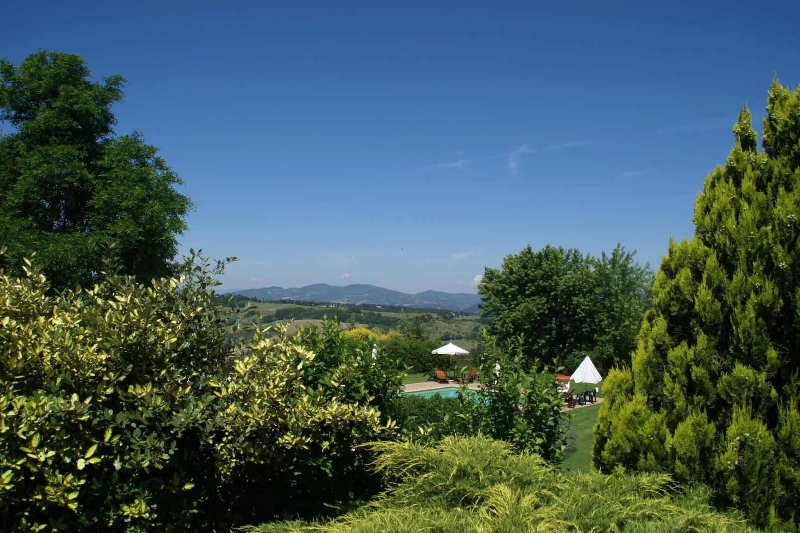 Podere Montone Fienile-View summer