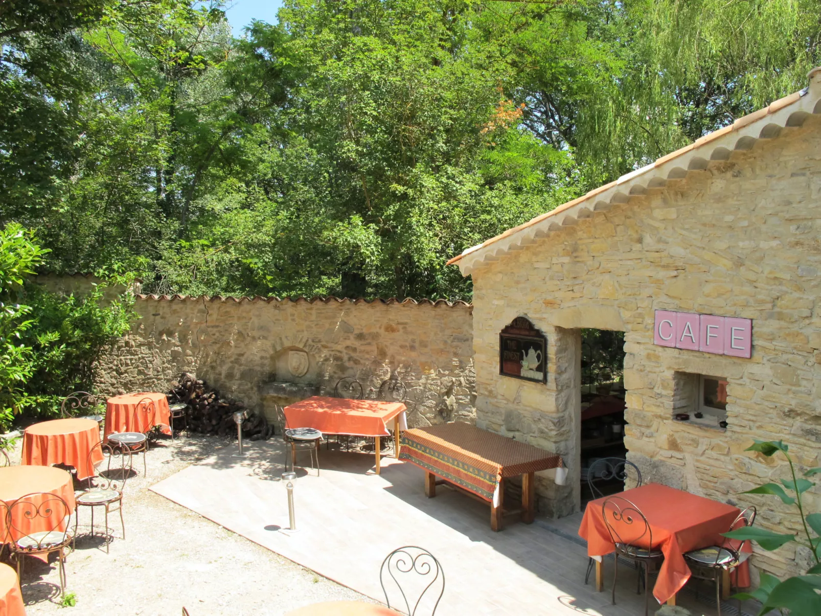 Mas des Collines-Inside