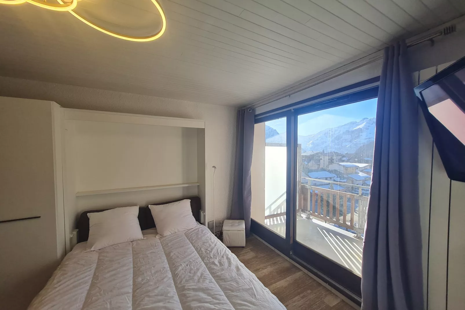 Lauvitel N°J6 - 2P4-Bedroom