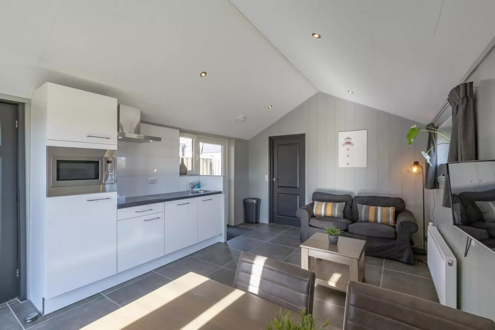 Strandhuis 't Koepeltje-Kitchen