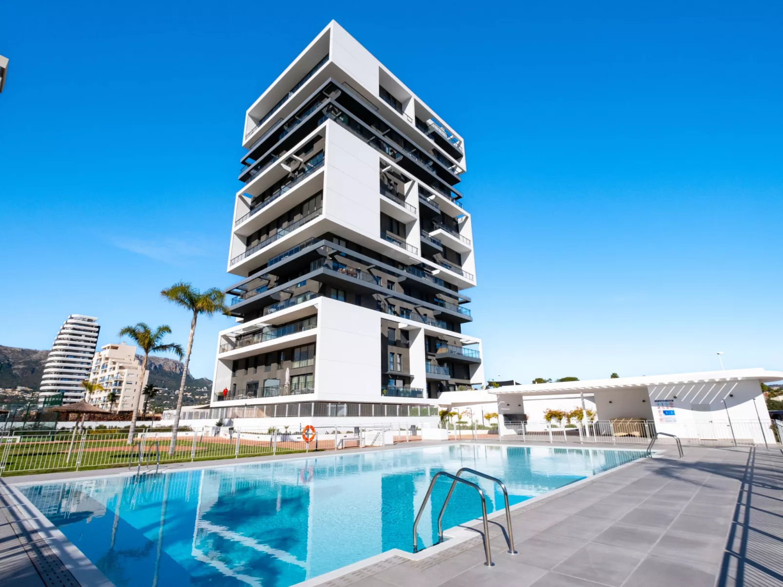 Sunrise Tower - 10326022