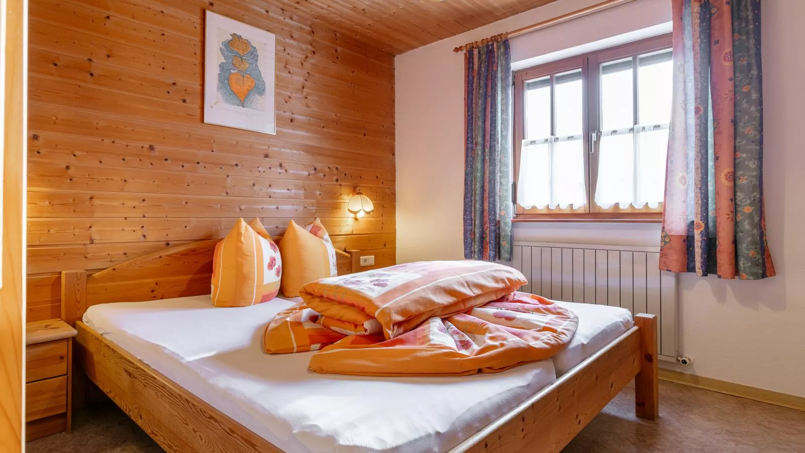 Mohr-Bedroom