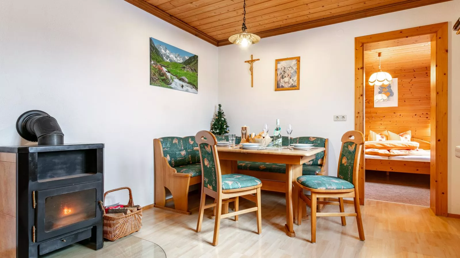 Mohr-Dining room