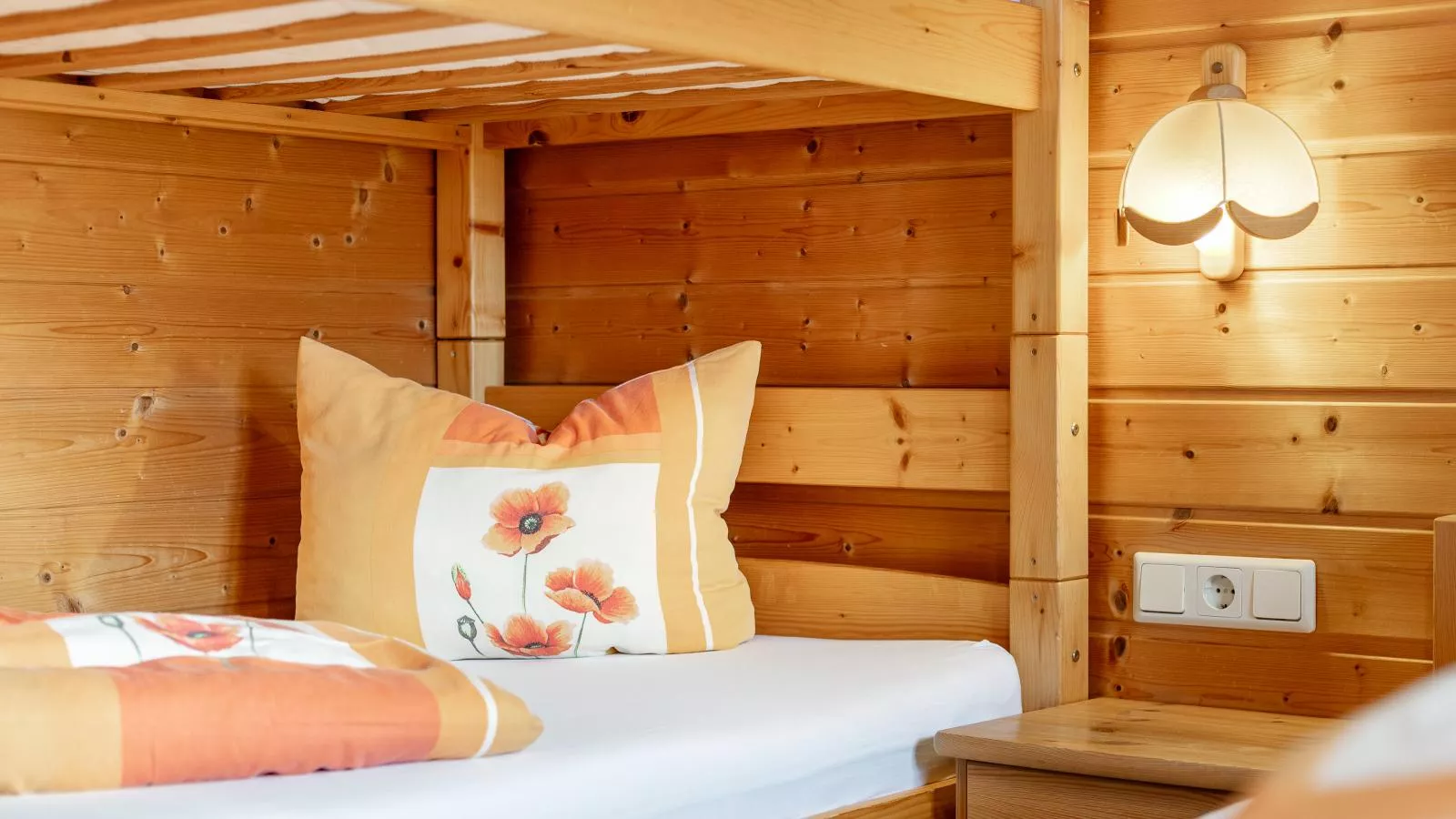 Mohr-Bedroom