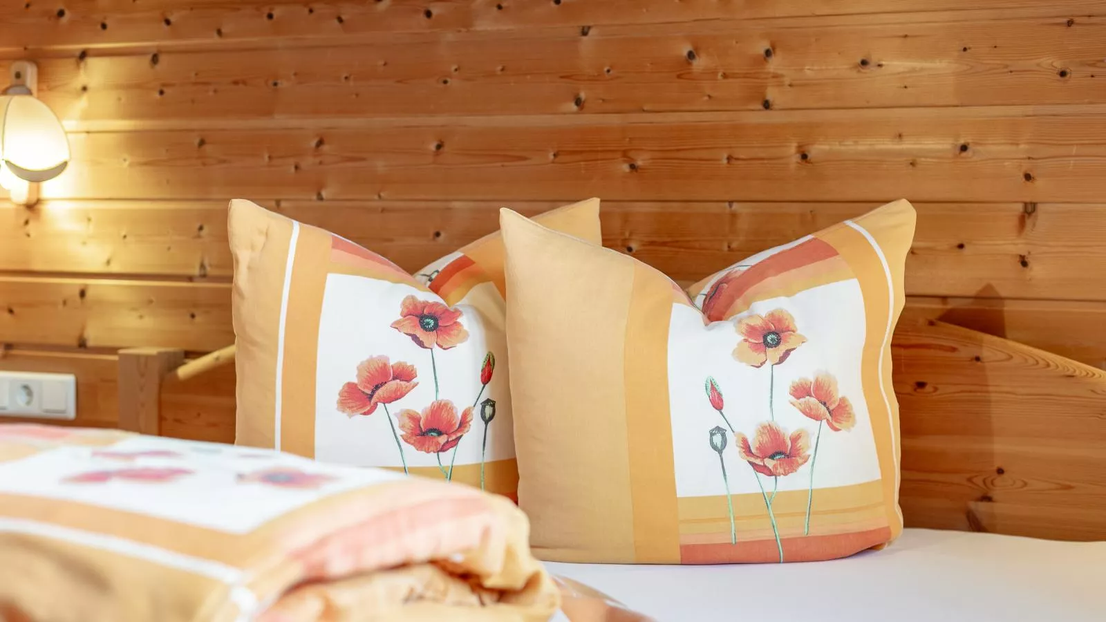 Mohr-Bedroom