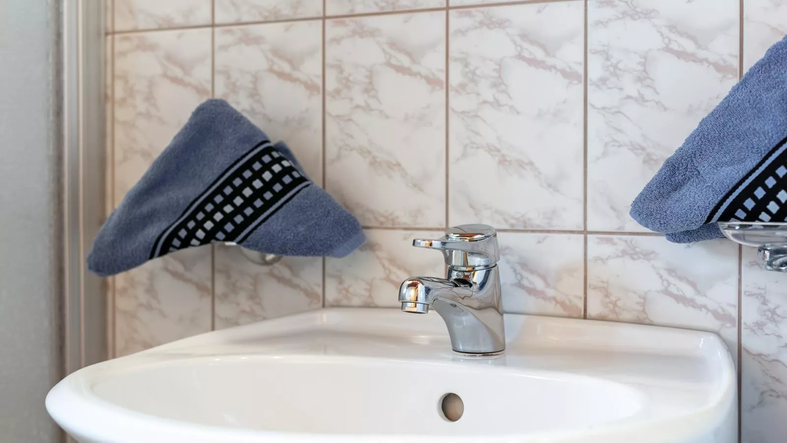 Mohr-Bathroom