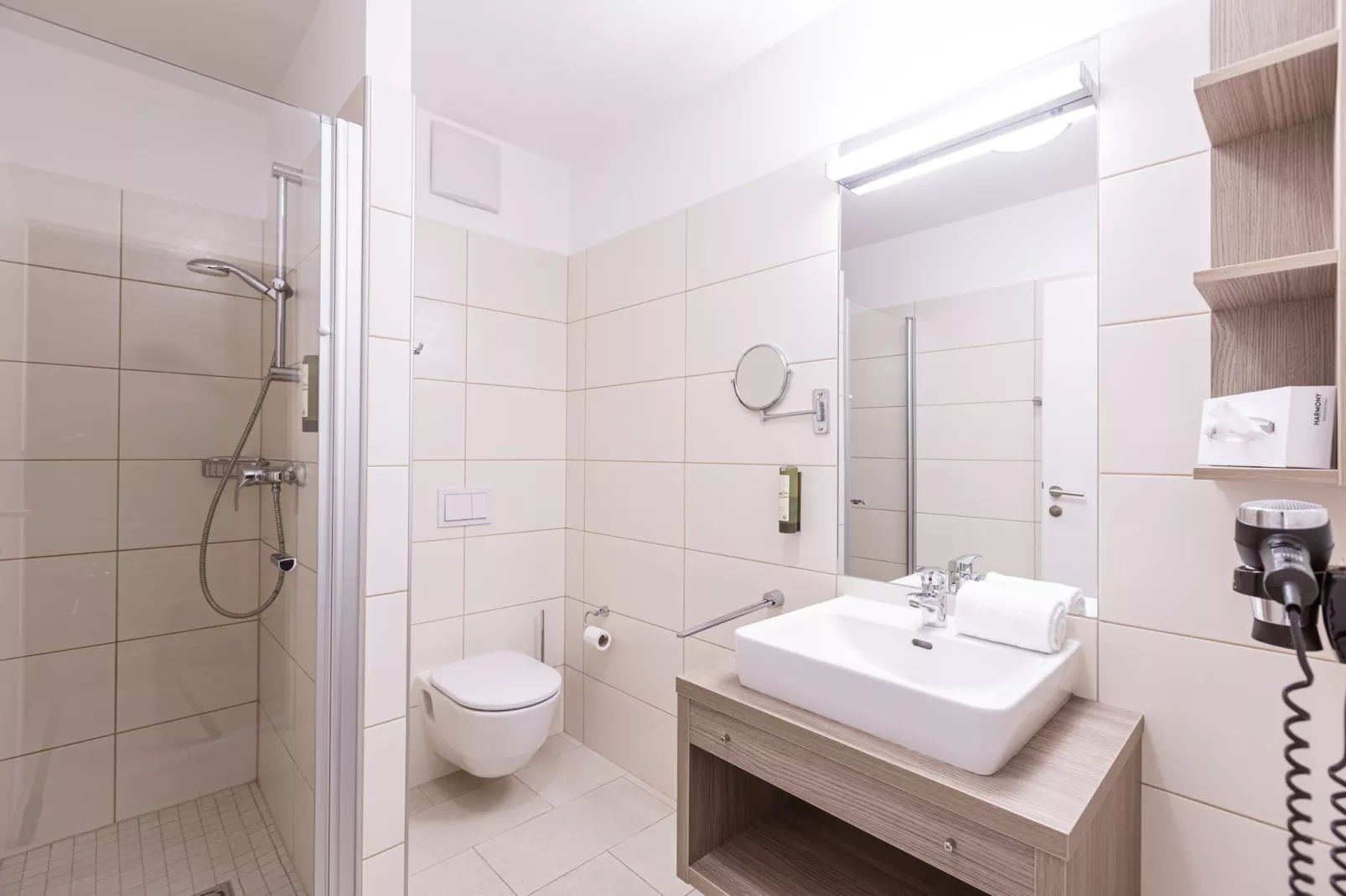 Almresort Gartnerkofel 4-Bathroom