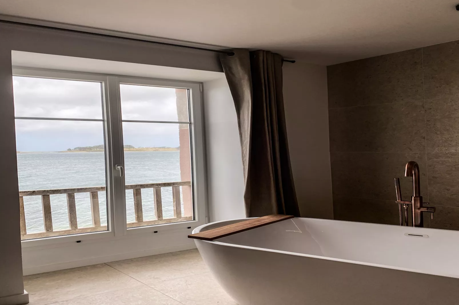 ILE CEZON - Landéda-Bathroom