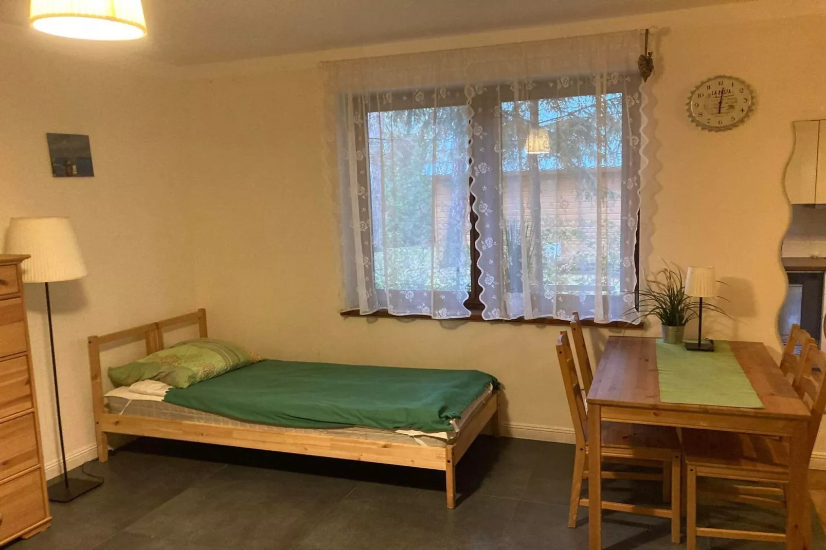 Apartamenty 4-osobowy PARTER Pobierowo-Dining room