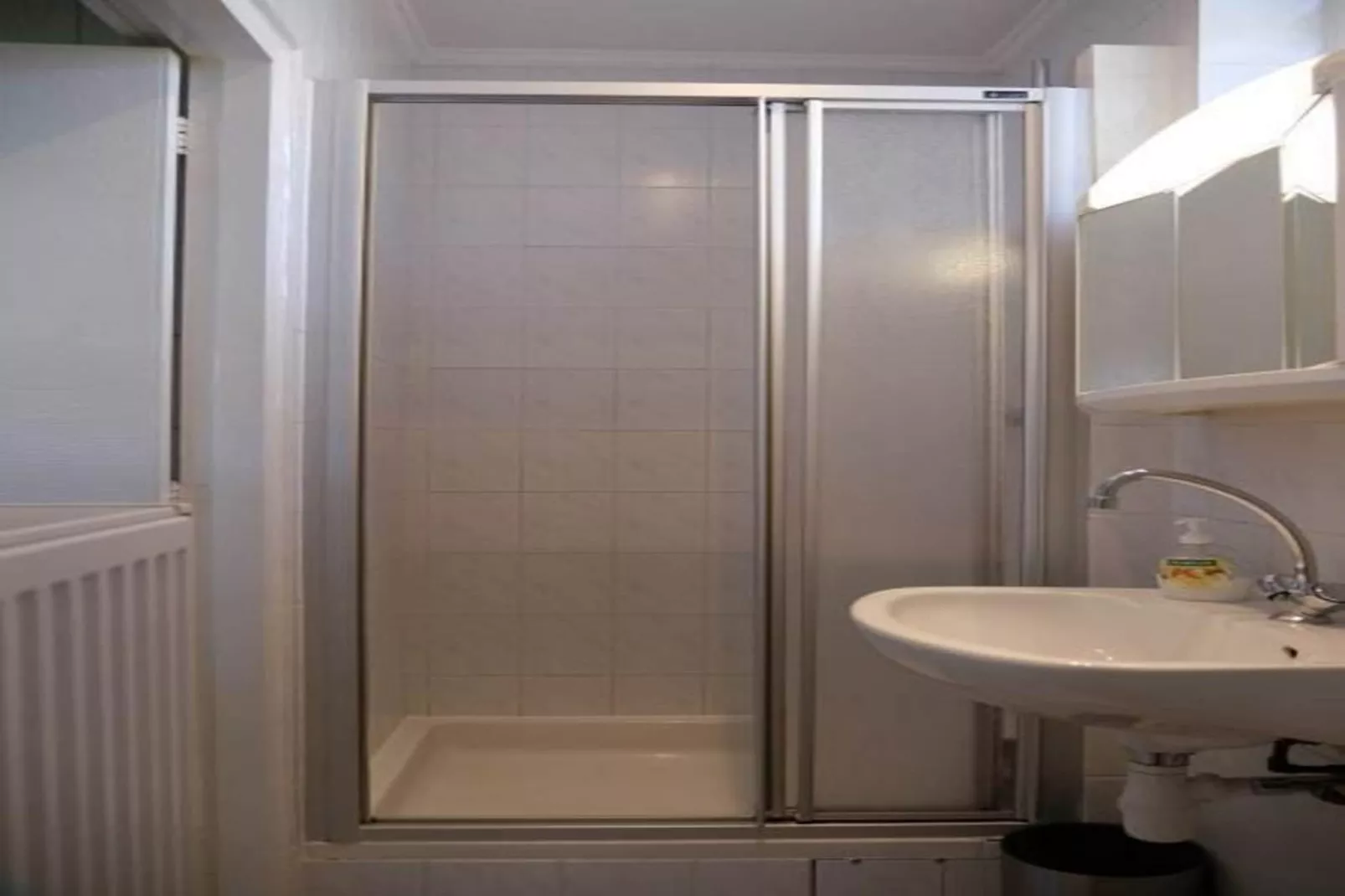 Zeewaard 15-Bathroom