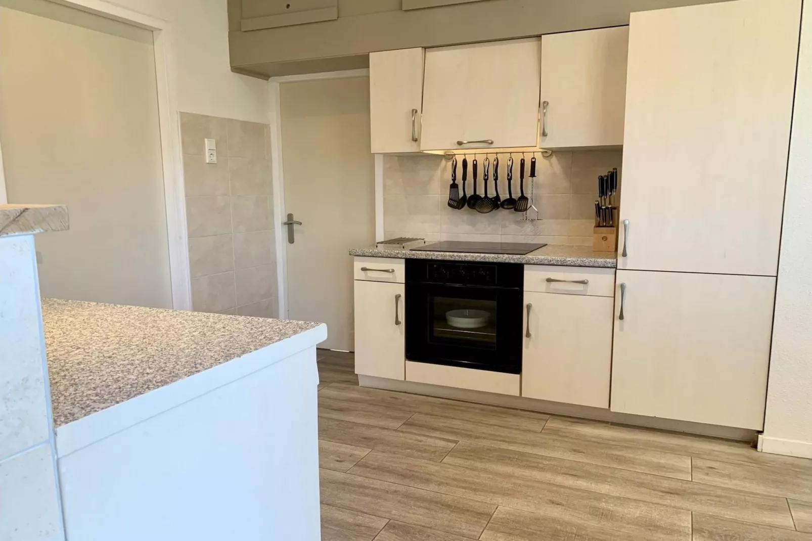 Zeewaard 18-Kitchen