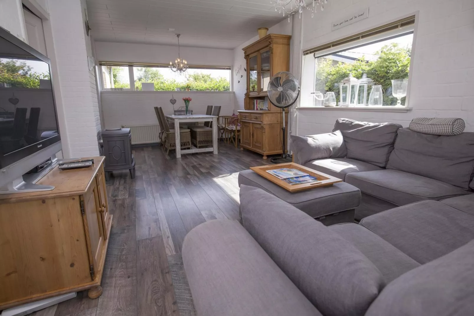 Zeewaard 19-Living room