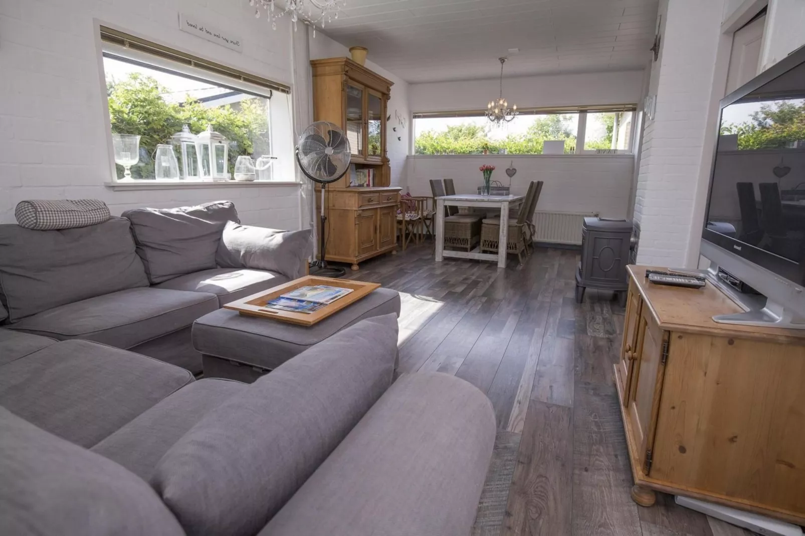 Zeewaard 19-Living room