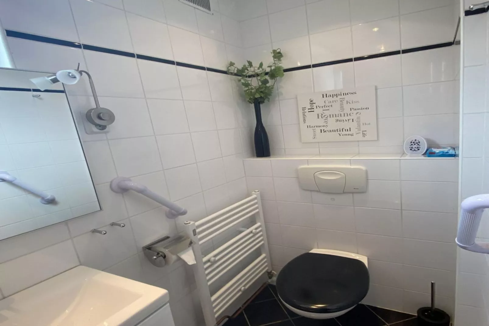 Zeewaard 37-Bathroom