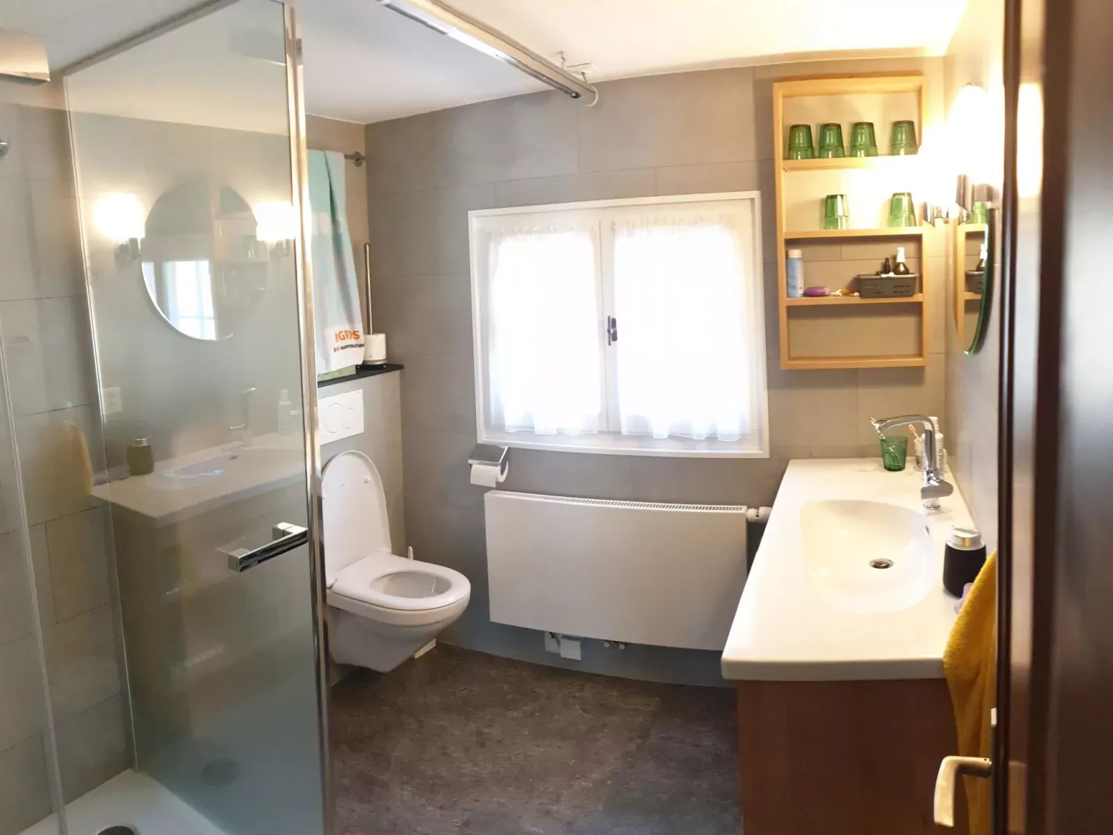 Aerneli, Chalet-Drinnen