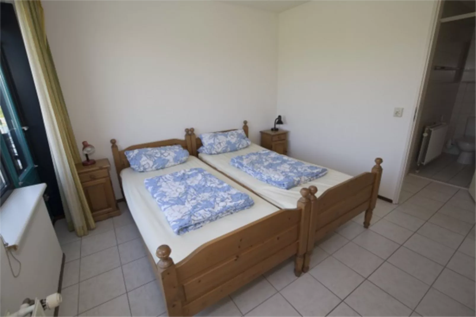 Zeeweg 49-Bedroom