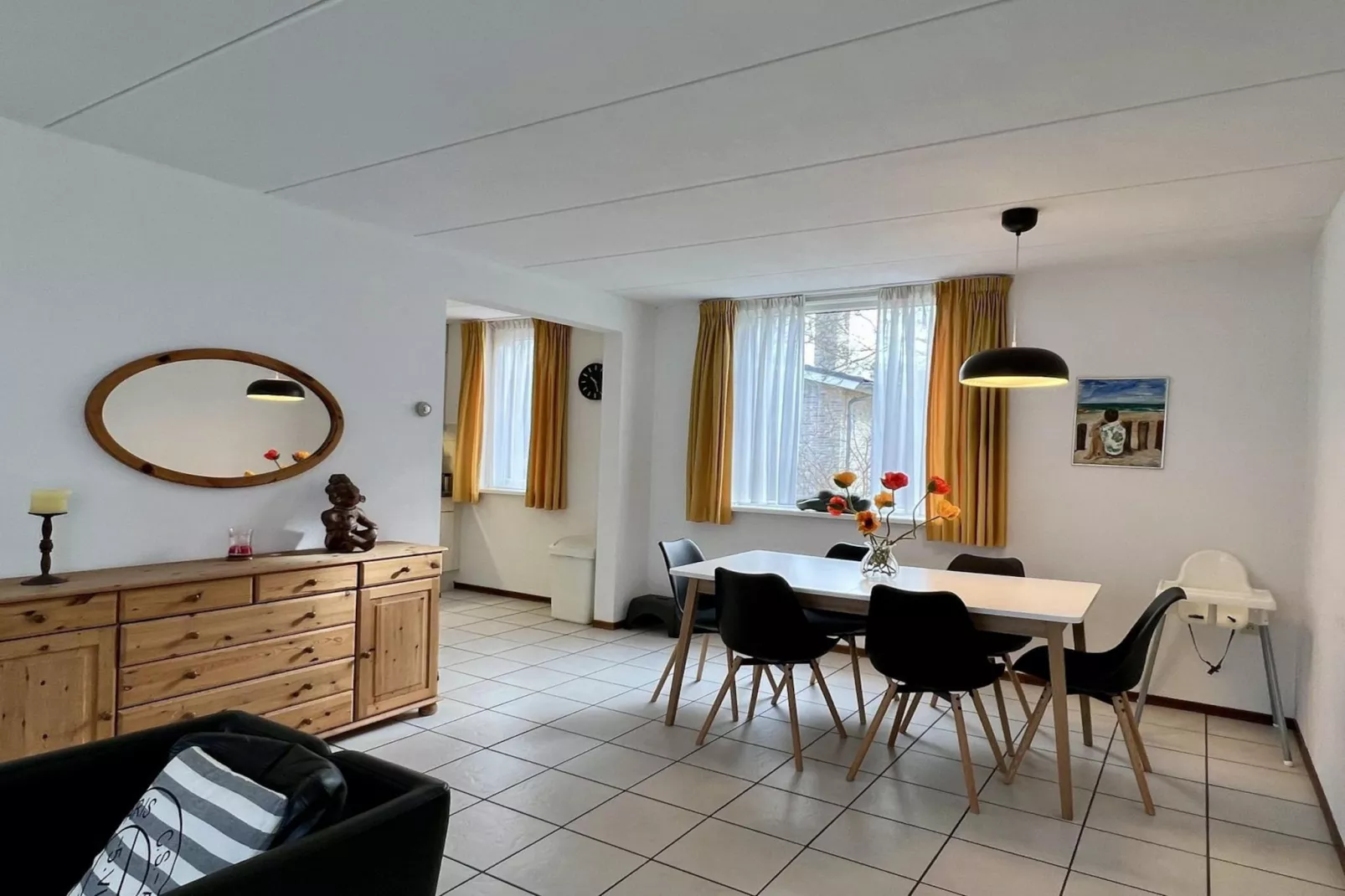 Campanula 55-Dining room