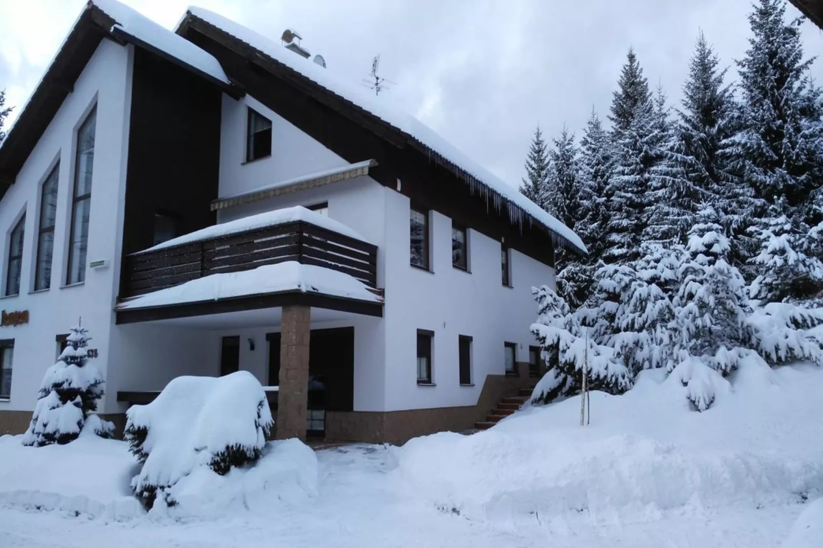 Harrachov LHJE260-Outdoor