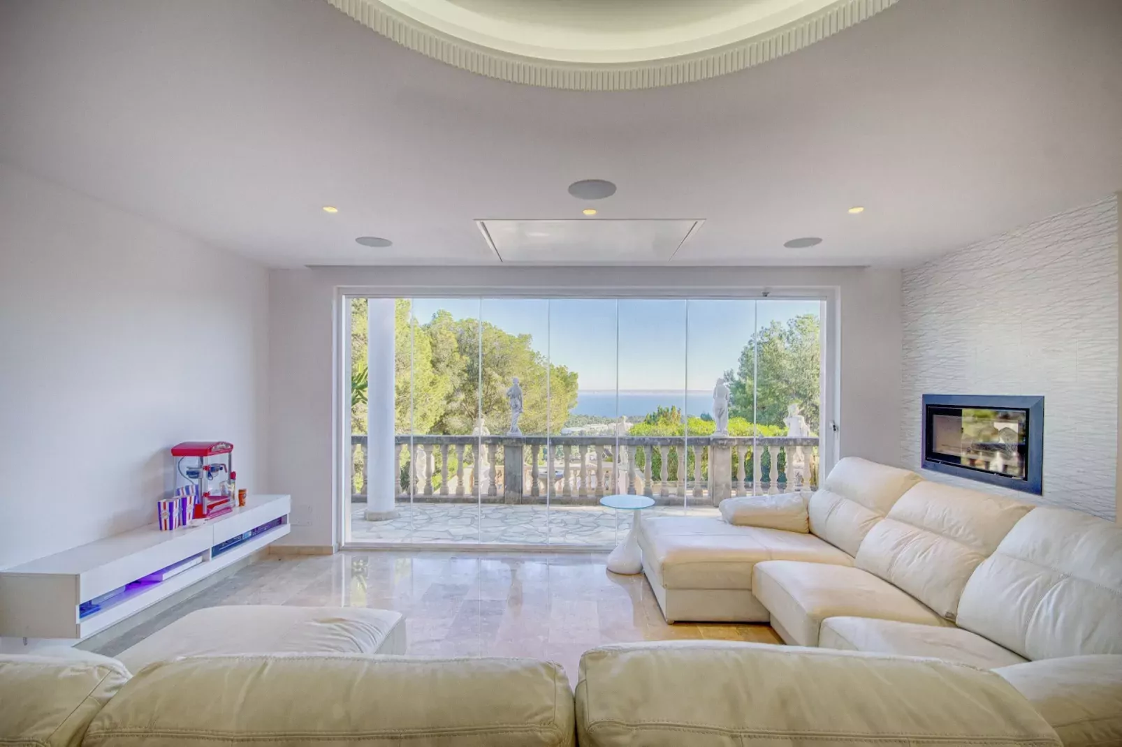 Villa Ocean View-Living room