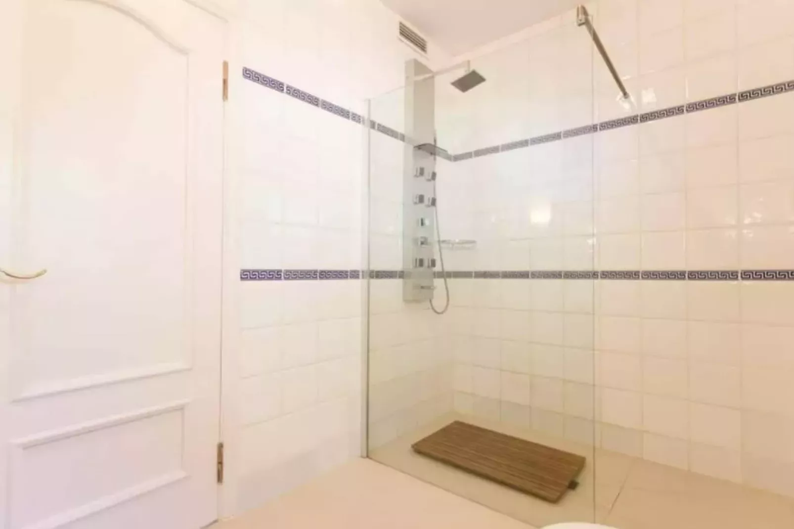 Villa Ocean View-Bathroom