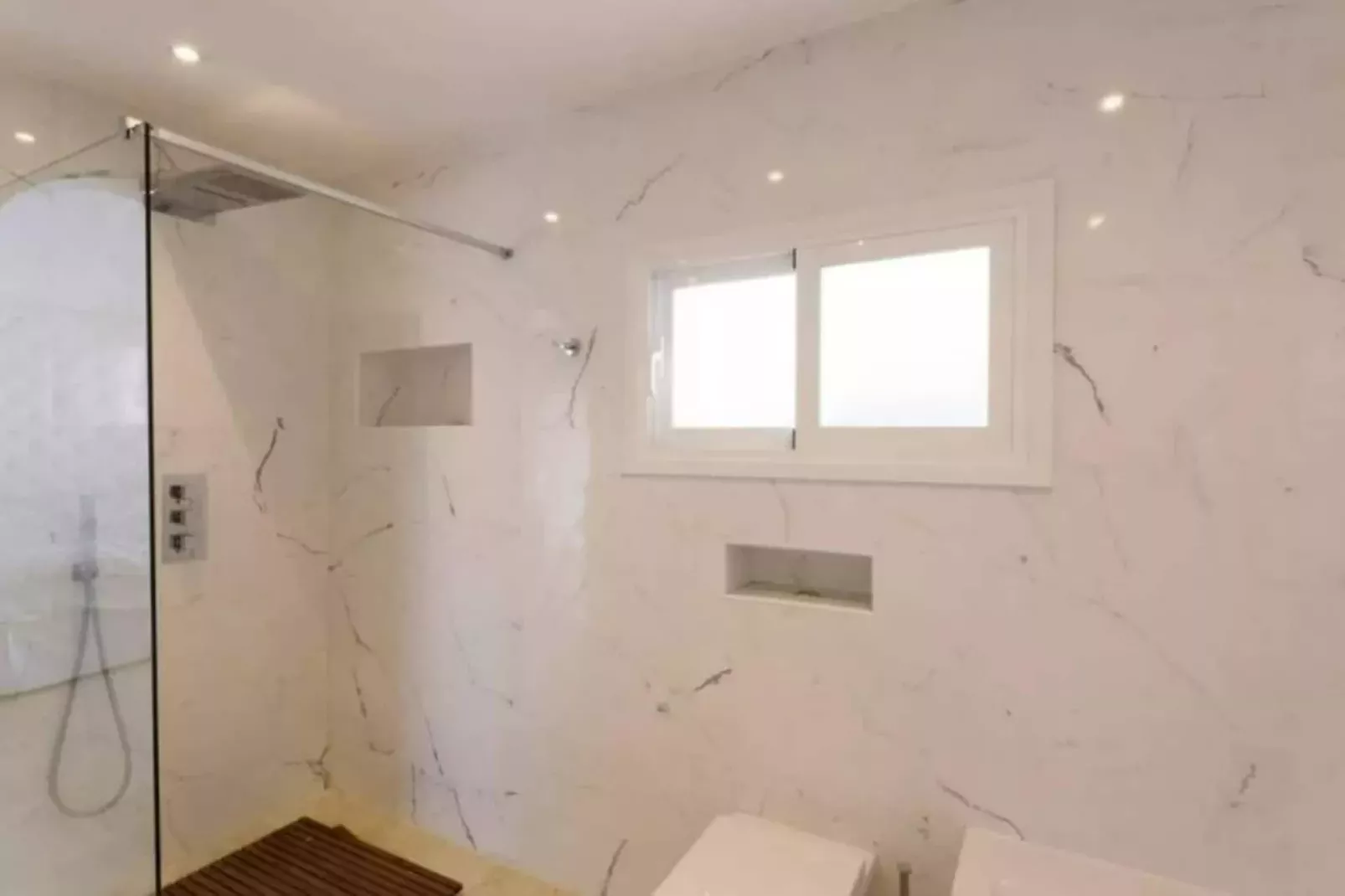 Villa Ocean View-Bathroom