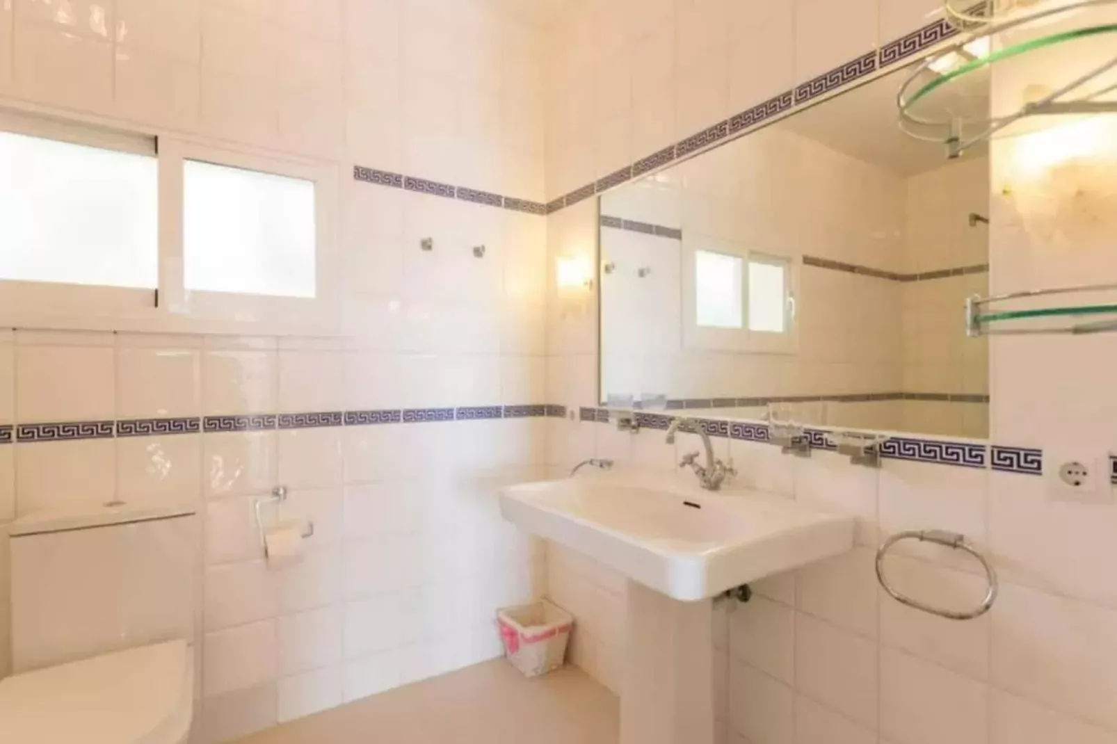 Villa Ocean View-Bathroom