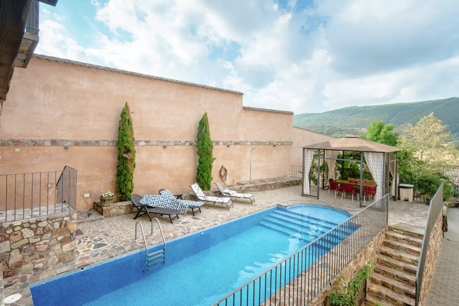 La Fuente Gorda-Pool