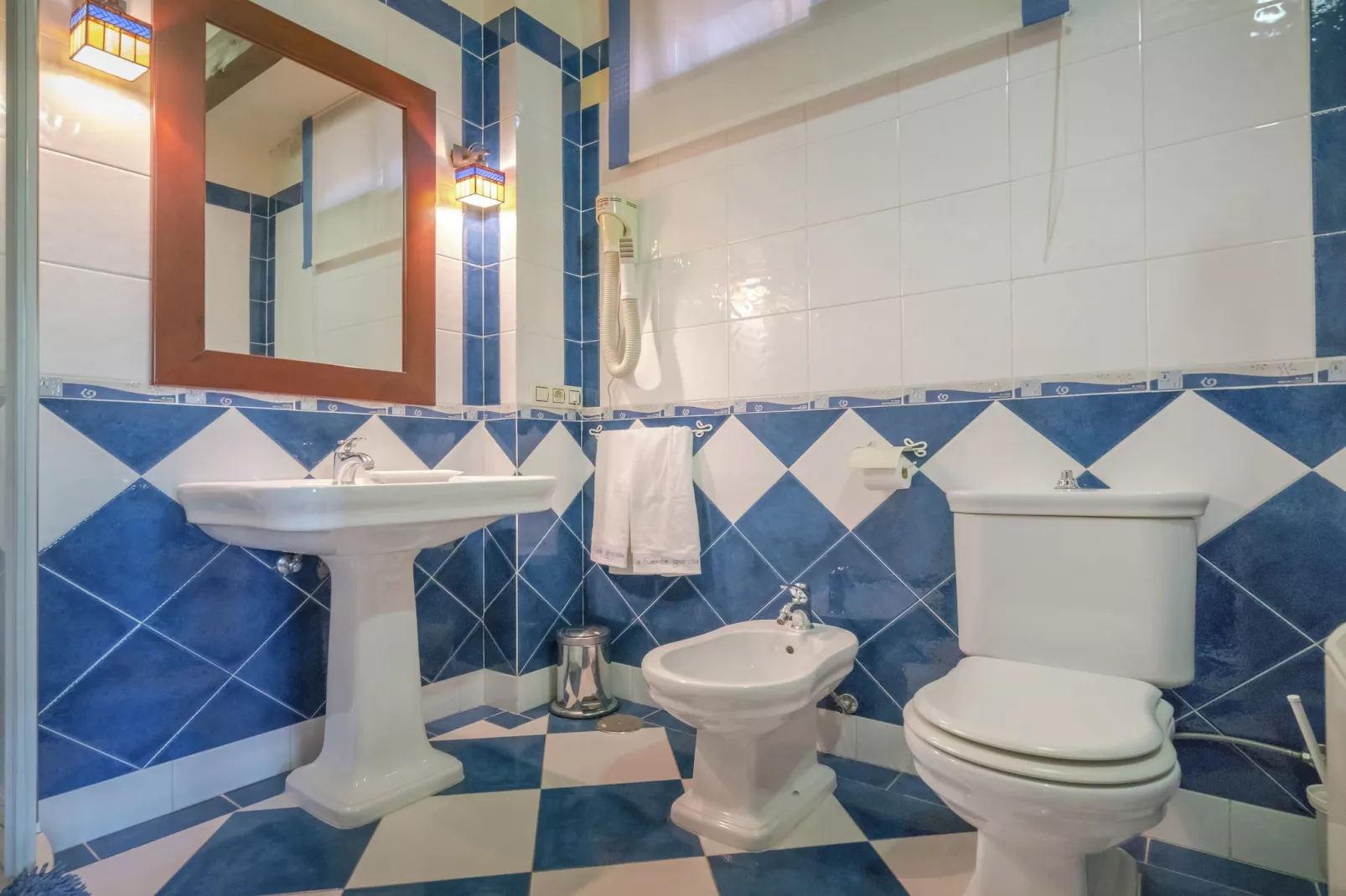 La Fuente Gorda-Bathroom