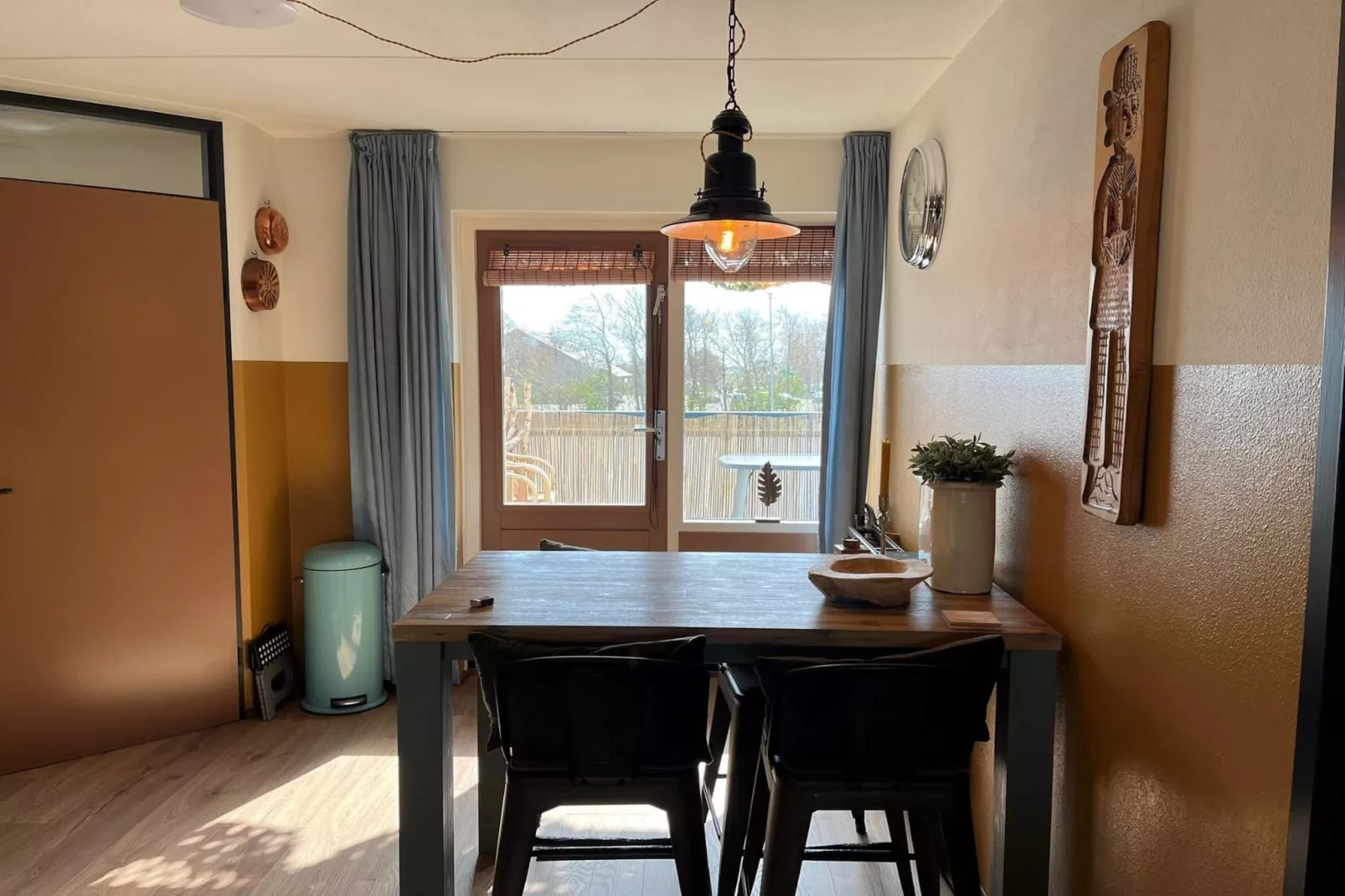 Zeeweg 77-Dining room