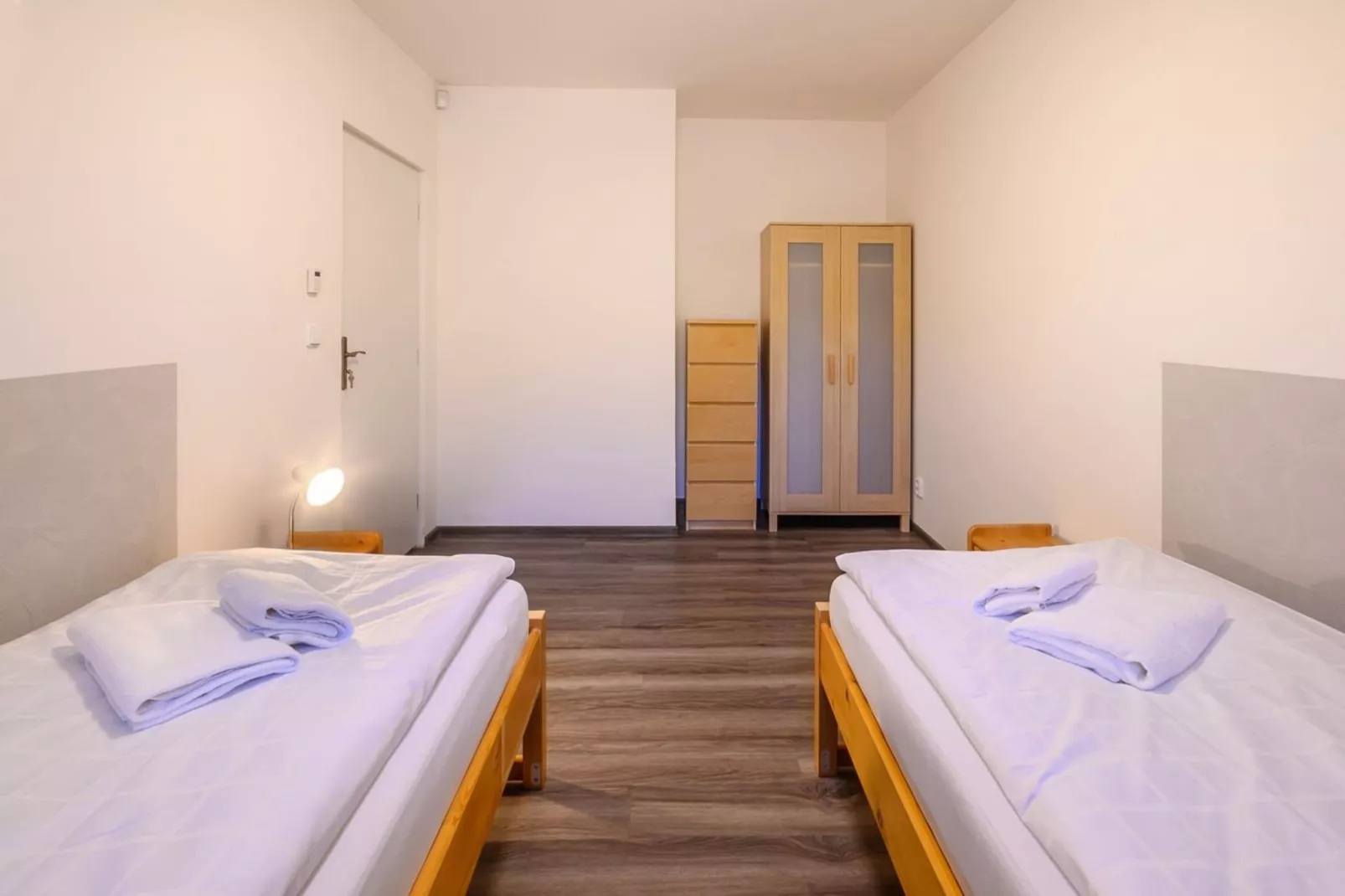 Luxe Villa in Bernartice, ook voor groepen KKH045-Bedroom